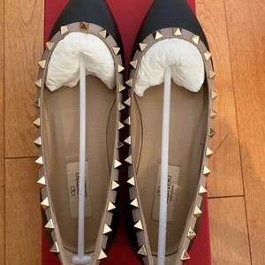 Valentino Rockstud Black/Beige Leather Flats 36.5